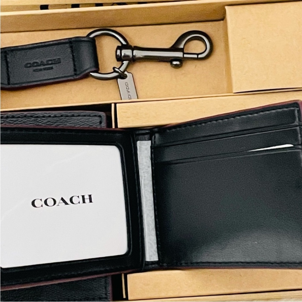 NWT Coach Boxed 3 in 1 Wallet Gift Set - Picture 3 of 8